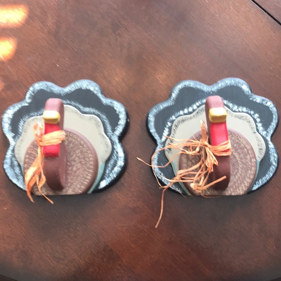 Wooden hand painted decorative turkeys - Picture 3 of 7